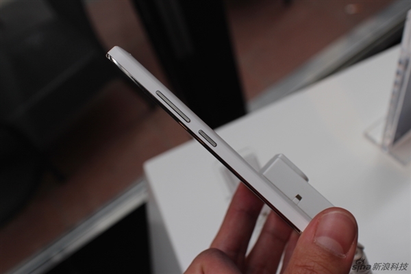 华为荣耀畅玩4电信版发布：4G双卡、799元
