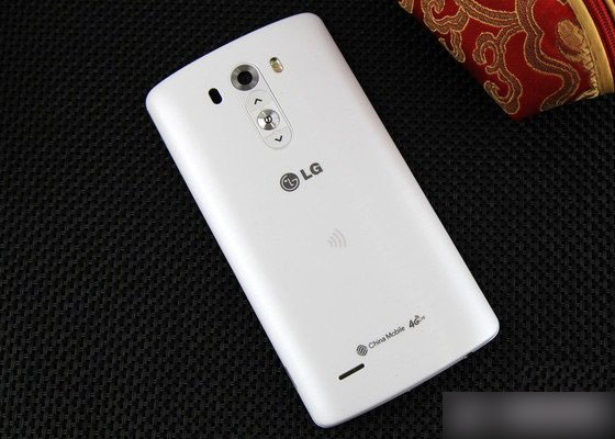 2K屏幕LG G3背面外观