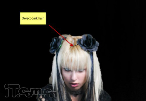 用PS合成坐在火焰云彩上的魔法女孩照片