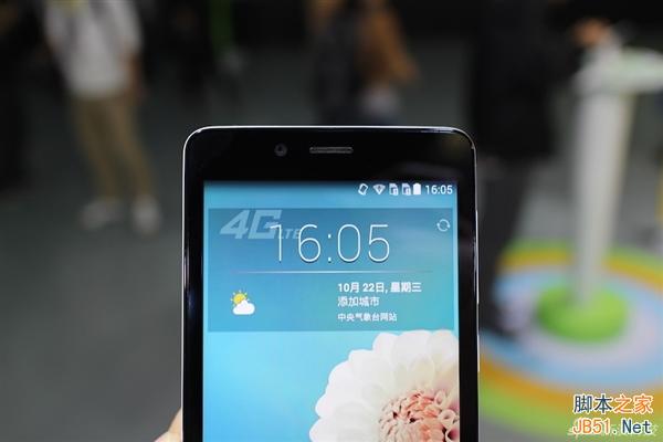 699元！中国电信小鲜手机真机图赏：支持双4G