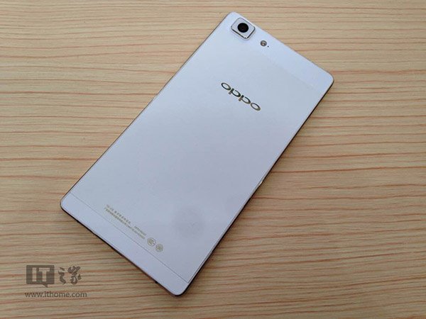 4mm全球最薄4g智能手机 oppo r5现场实拍图赏_手机资讯_手机学院_脚本