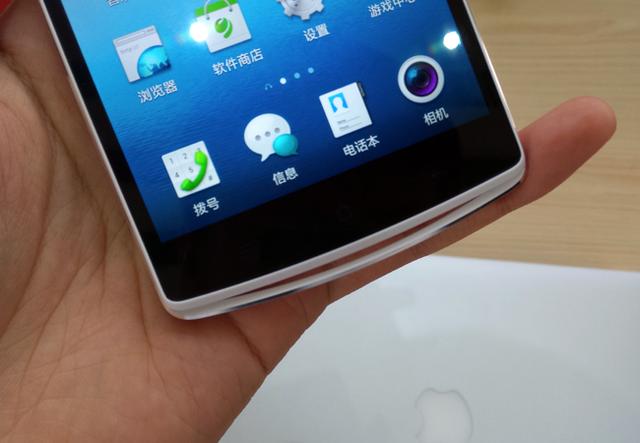 OPPO N3体验：自动旋转摄像头操作方便