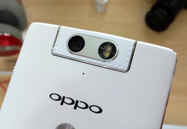 oppo n3體驗:自動旋轉攝像頭操作方便