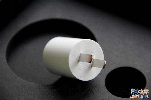 情怀存乎？2480元锤子手机T1 4G版开箱图赏