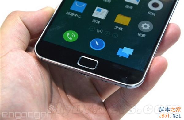 魅族MX4/MX4 Pro完全对比：1799元VS 2499元