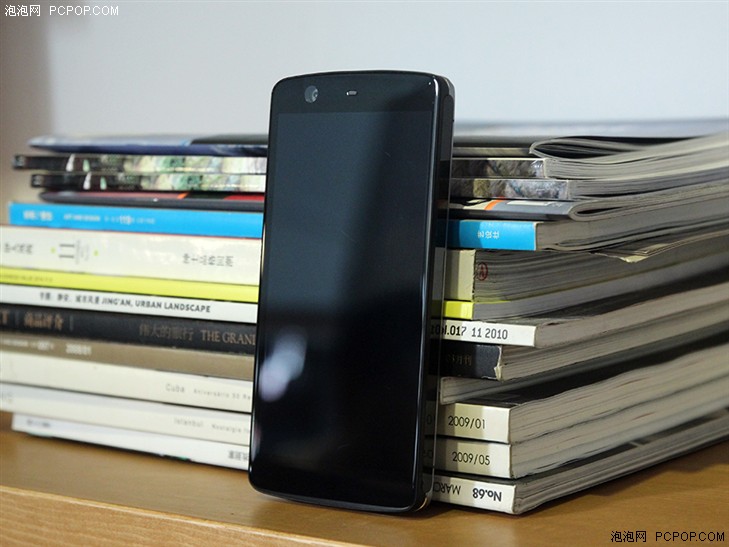 无按键全新操作体验 manta 7x手机亮相 