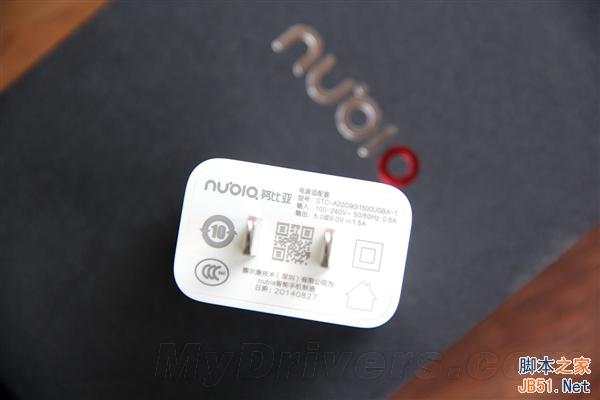 5.5寸最强拍照手机 3456元nubia Z7图赏