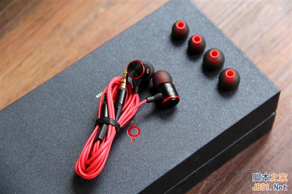 5.5寸最强拍照手机 3456元nubia Z7图赏