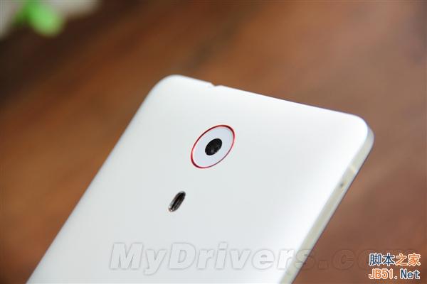 5.5寸最强拍照手机 3456元nubia Z7图赏