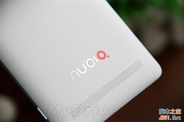 5.5寸最强拍照手机 3456元nubia Z7图赏