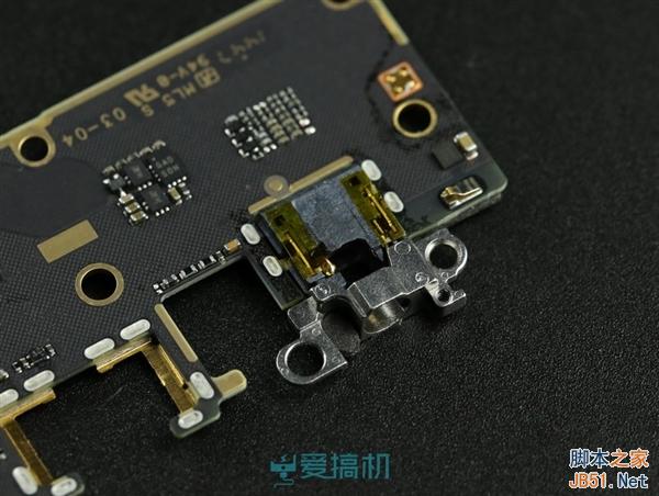 4.75mm能装点啥？vivo X5Max首发拆解