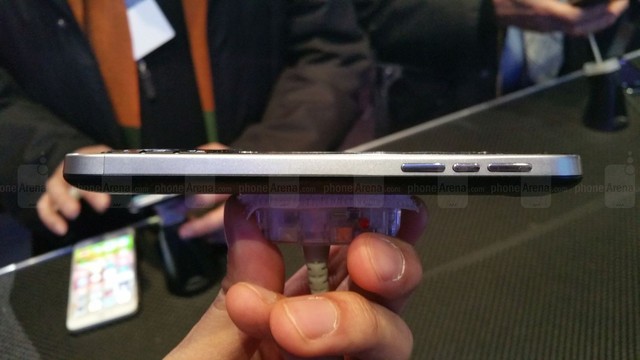 这才是情怀 黑莓Classic真机上手图