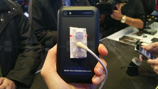 这才是情怀 黑莓Classic真机上手图