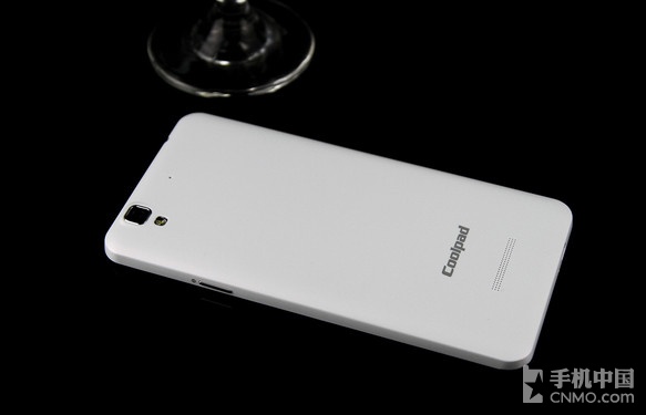 1080p屏双4G 八核大神F2全高清版评测 