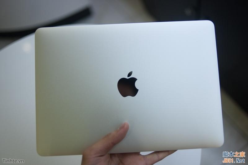 史上最薄Macbook开箱：精致到没话说