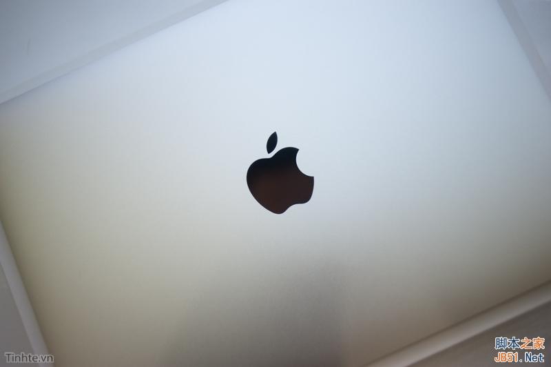 史上最薄Macbook开箱：精致到没话说