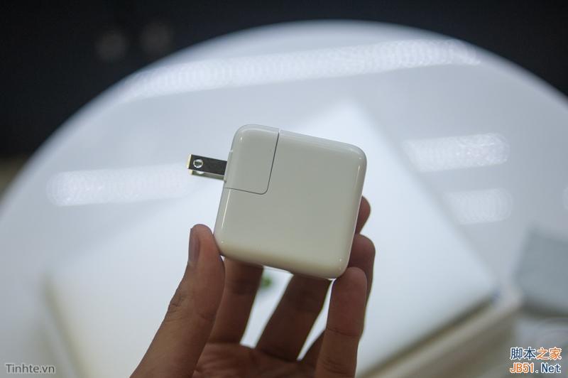 史上最薄Macbook开箱：精致到没话说