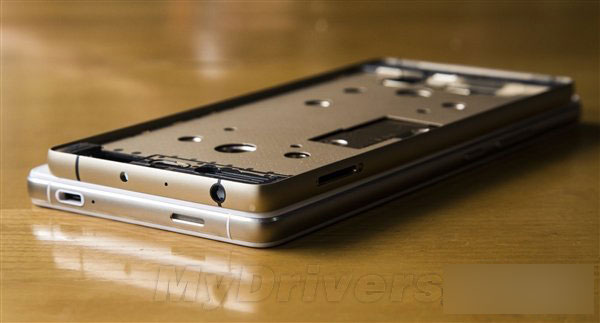 独家！nubia无边框旗舰Z9更多细节：怒赞