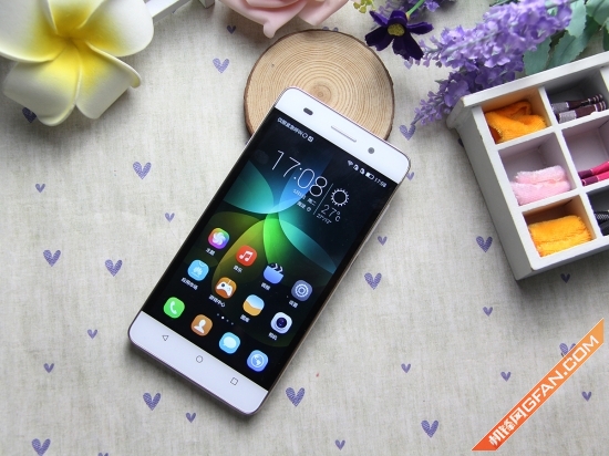 续写家族辉煌 华为荣耀4c再次测评