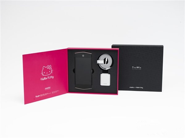 萌动少女心 美图M4 HelloKitty特别版图赏