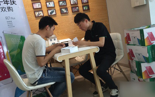 售后服务更加重要 OPPO闪充加油站体验 