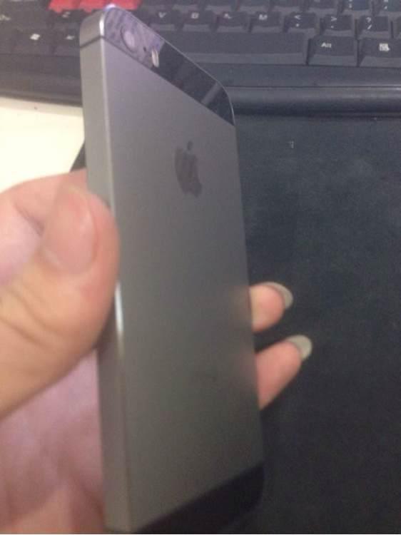 网友耗费一周时间：手工组装了一台iPhone5s 太炫了！