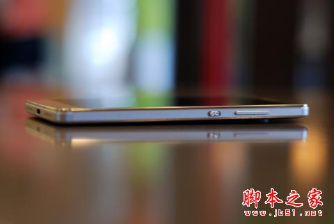 看了荣耀7：容我喝杯82年的雪碧压压惊！