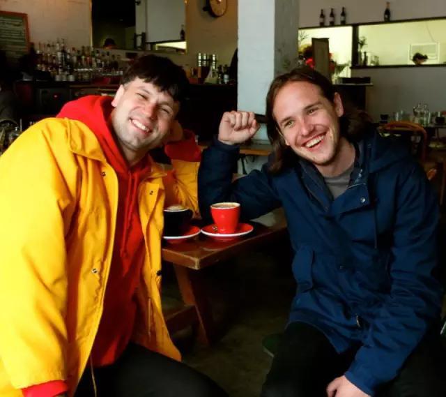 你微信上那么多好友，能约几个出来喝咖啡？