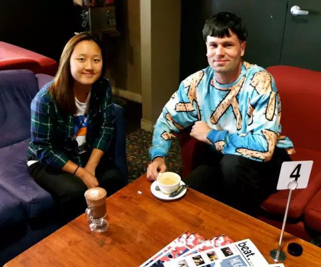 你微信上那么多好友，能约几个出来喝咖啡？