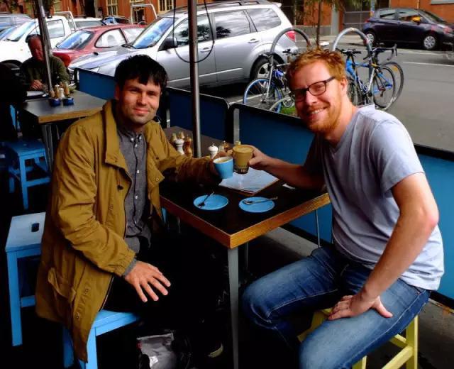 你微信上那么多好友，能约几个出来喝咖啡？