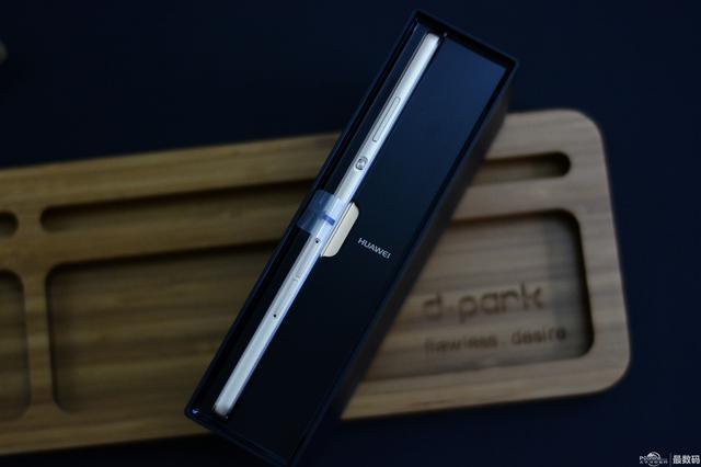 跨界巨擘 6.8英寸华为P8max体验