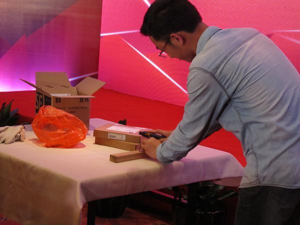 全球最坚固三防4G手机Sonim XP7发布