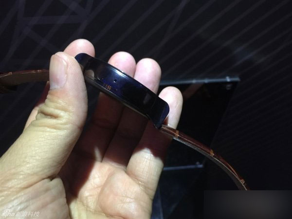 高端大气上档次！中兴新旗舰真机图赏