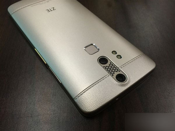 高端大气上档次！中兴新旗舰真机图赏