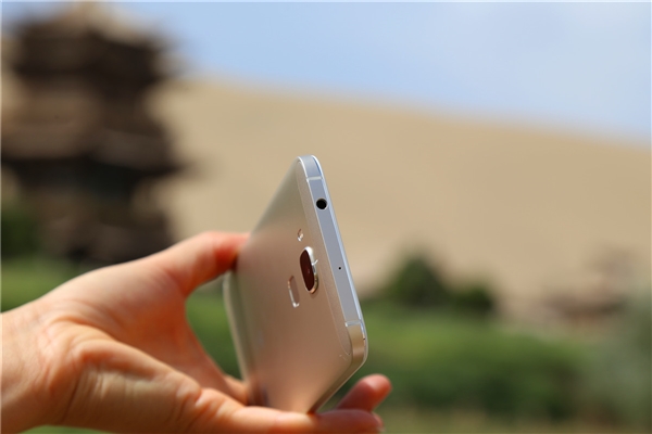 华为麦芒4开箱图赏之月牙泉篇