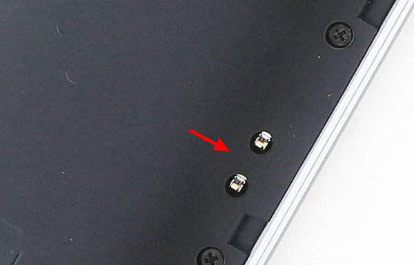 一加手机2后盖怎么打开 一加2后盖打开方法图解