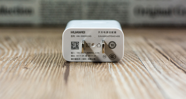 荣耀7全网通性能评测：UI/跑分/续航/拍照