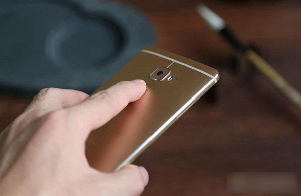 华为Mate S有几个版本 华为Mate S臻享版和高配版区别