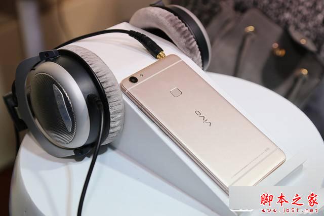 超薄蕴含畅快 vivo X6&X6 Plus现场体验