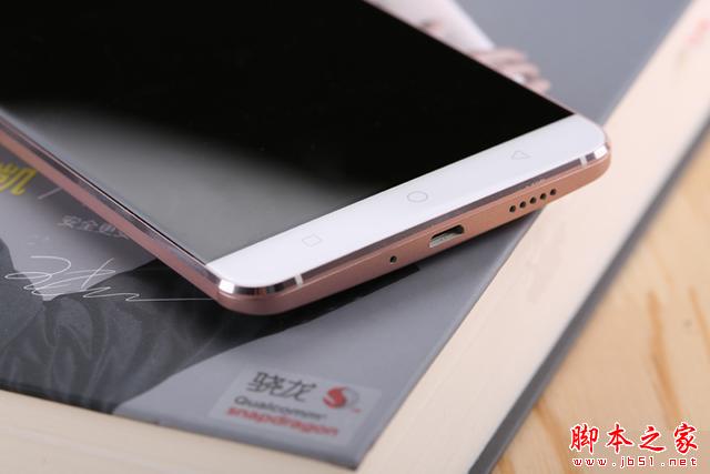 媲美华为Mate8/iPhone 6s？360手机玫瑰金图赏