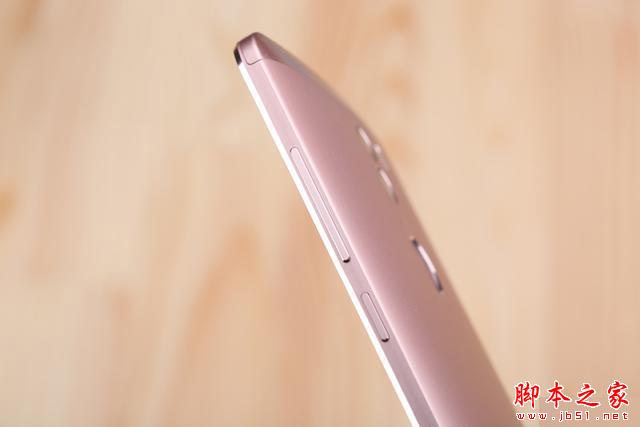 媲美华为Mate8/iPhone 6s？360手机玫瑰金图赏