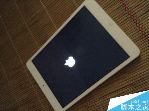 ipad无法更新软件store左边一直转圈圈怎么办？