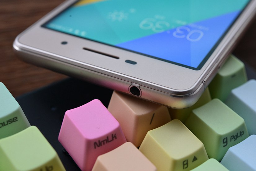 高颜值小屏千元机 酷派锋尚mini图赏(8/10)