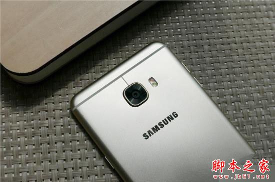 三星Galaxy C7怎么样？三星C7手机性能系统拍照全面评测图解