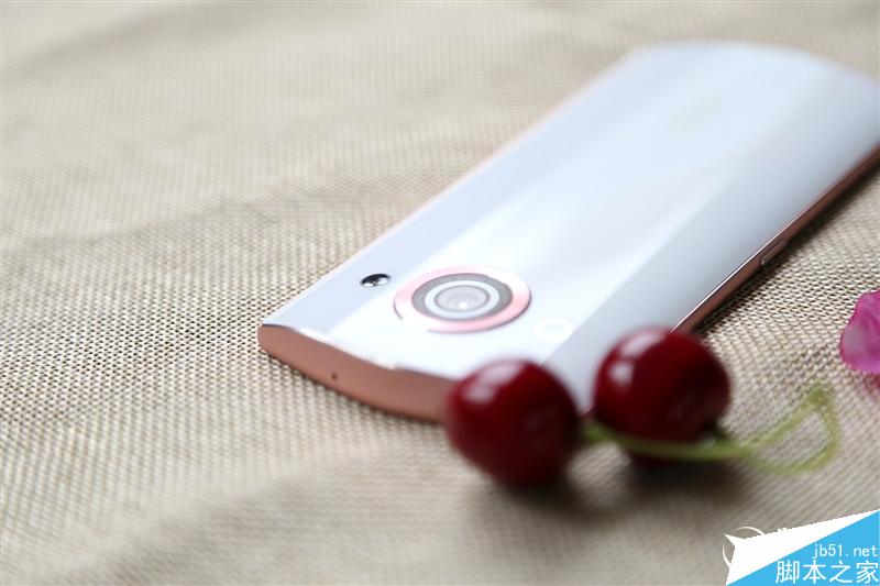 前置2100万美颜效果如何？美图M6评测