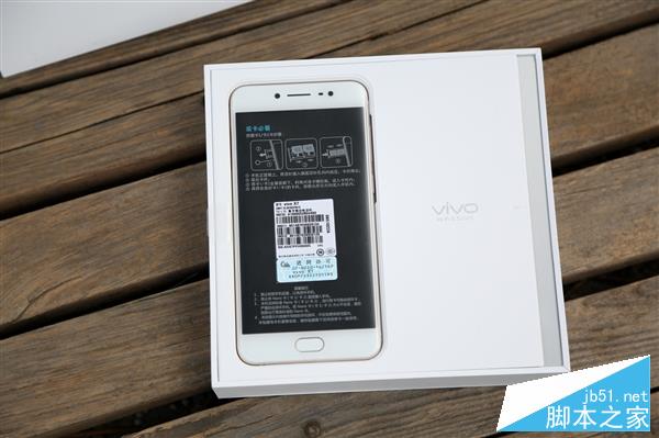 前置指纹！vivo X7开箱图赏：单手爽爆