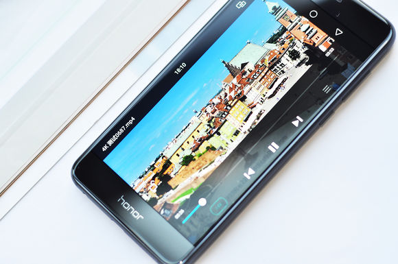 荣耀8幻夜黑好看吗？荣耀8幻夜黑图赏