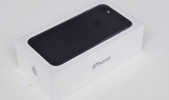 苹果iphone7磨砂黑开箱图赏 iphone7磨砂黑开箱上手评测