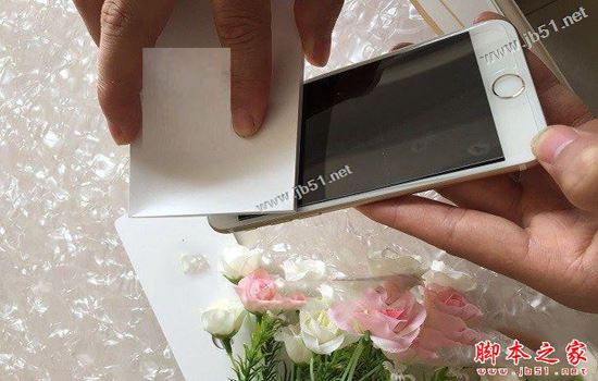 苹果iPhone7怎么贴膜？2.5D屏iPhone7贴膜方法详细图文教程 