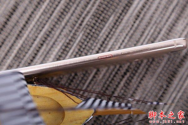 华为nova和OPPO R9买哪个好？华为nova和OPPO R9详细区别对比评测